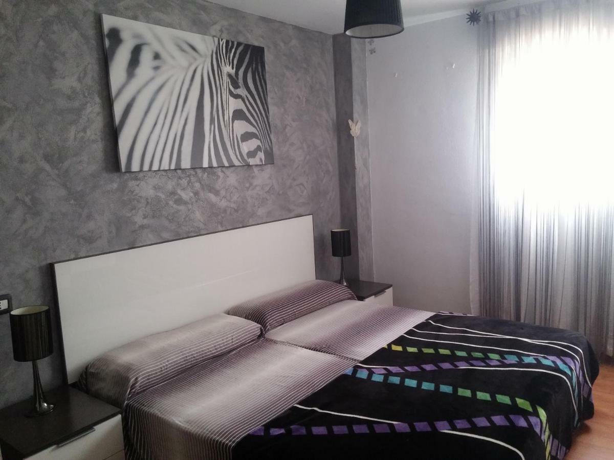 Piso Centrico, Amplio, Luminoso Y Familiar, Con Garaje Segun Disponibilidad Сан-Крістобаль-де-ла-Лагуна Екстер'єр фото